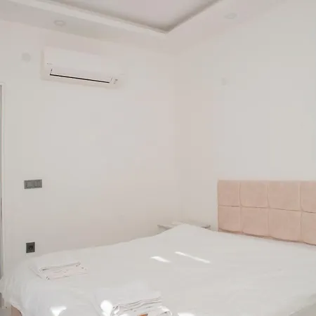 Amazing 2 Bedroom In Location Διαμέρισμα *