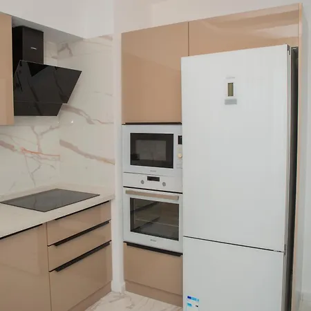Amazing 2 Bedroom In Location 库萨达斯