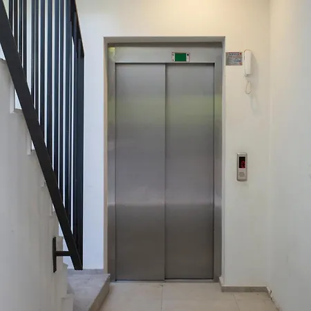 Amazing 2 Bedroom In Location Apartamento *